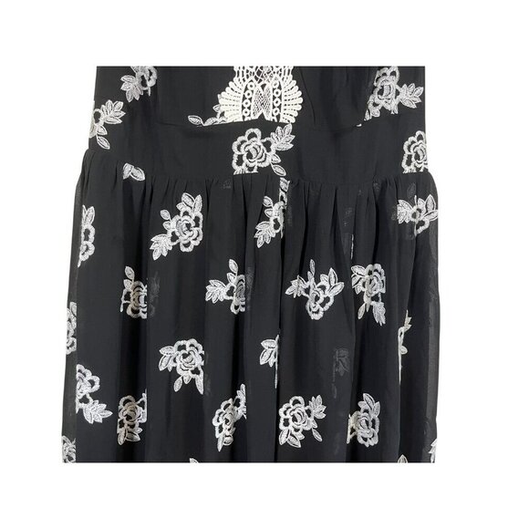 Torrid Floral Maxi Dress 1X Black Crochet Smock Retro Feminine Whimsical Classic - Picture 5 of 16